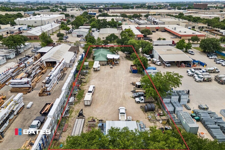 More Photos Of 2659 Lombardy Ln, Dallas Warehouse For Lease