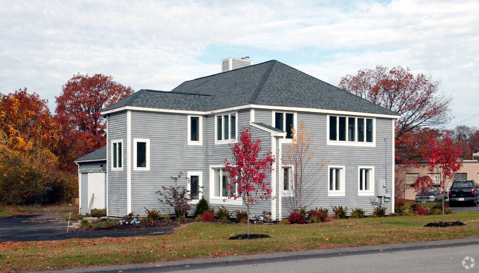 More Photos Of 21 Fottler Rd, Hingham Office For Sale