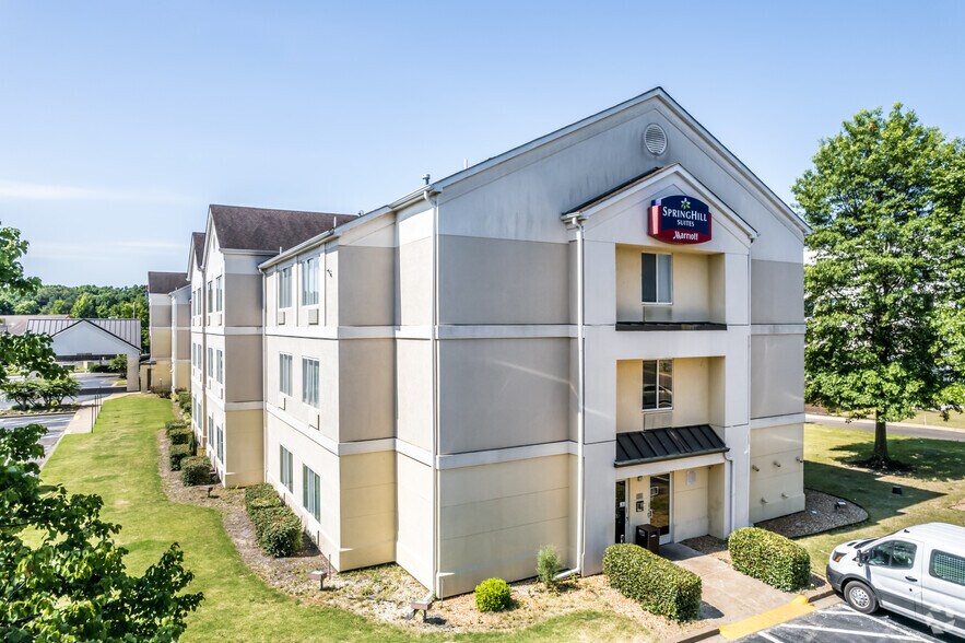 More Photos Of 2800 New Brunswick Rd, Memphis Hotel For Sale