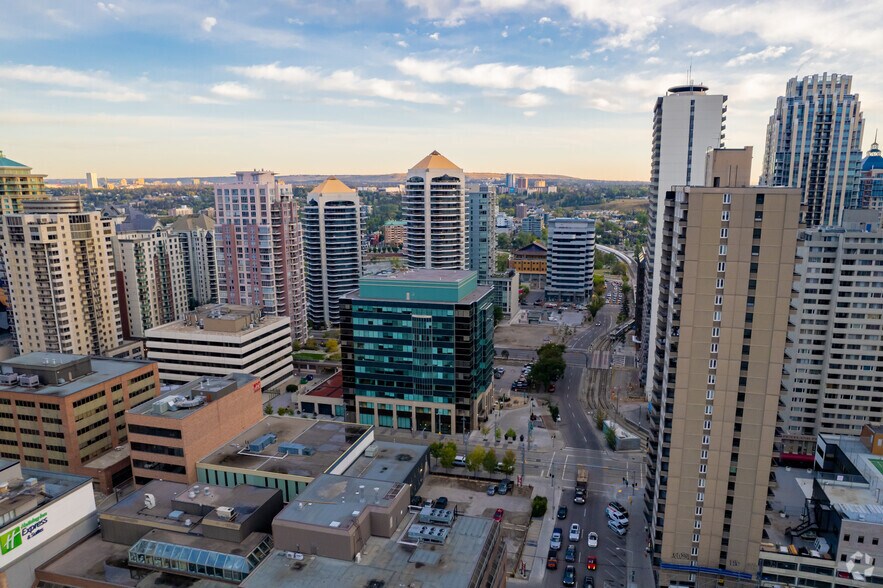 More Photos Of 1000 7th Ave SW, Calgary Office For Lease