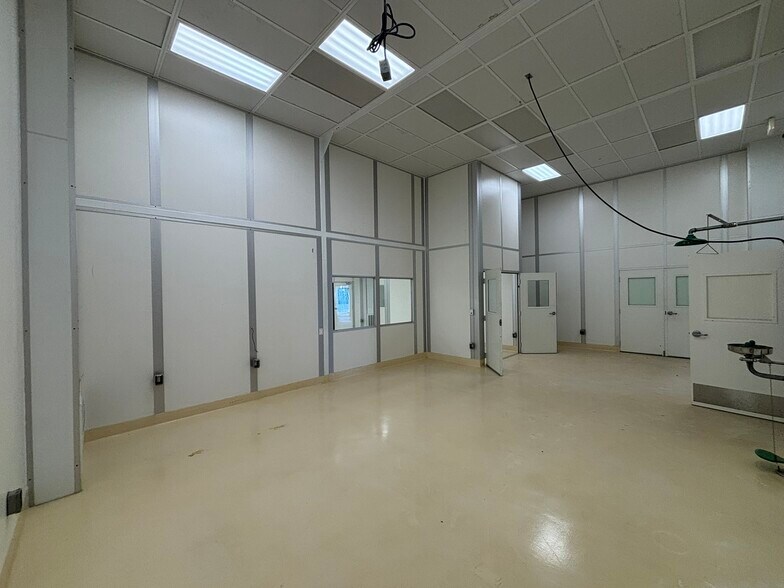 More Photos Of 3329 Enterprise Ave, Hayward Warehouse For Lease