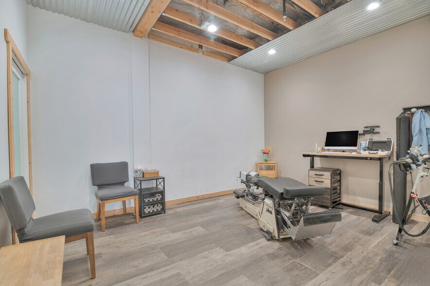 More Photos Of 203-205 W Central Ave, Lompoc Loft Creative Space For Sale