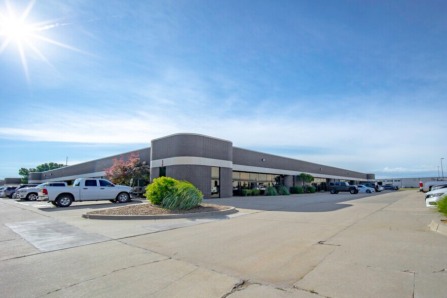 More Photos Of 6100 NW 2nd St, Oklahoma City Unknown For Lease