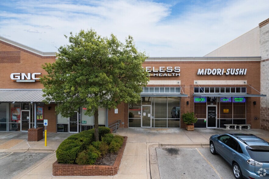 More Photos Of 13435 N Research Blvd, Austin General Retail For Lease