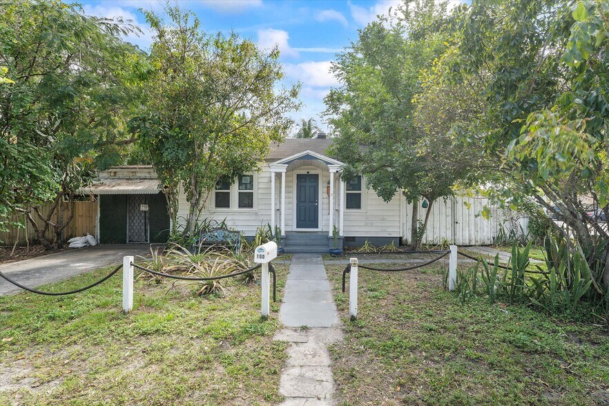 More Photos Of , Fort Lauderdale Unknown For Sale