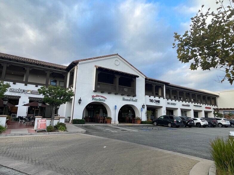 More Photos Of 26527-26351 Agoura Rd, Calabasas Storefront For Lease