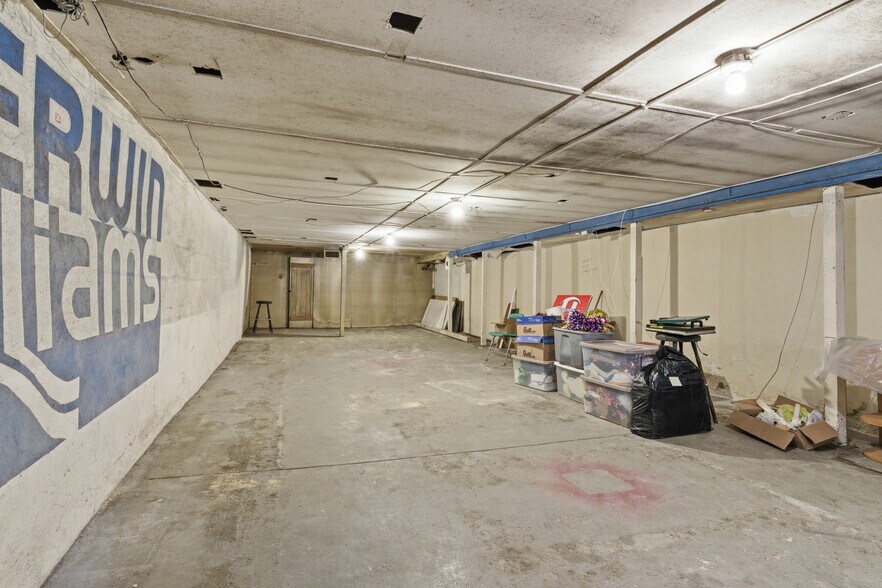More Photos Of 622 N Central Ave, Connersville General Retail For Sale