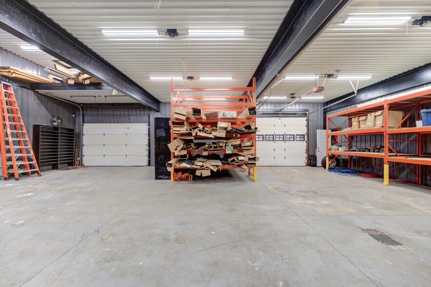 More Photos Of 76 Capron St, Paris Storefront Retail Residential For Sale