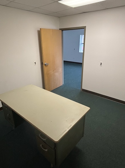 More Photos Of 409 Hazel Ave, Ewing Warehouse For Sale