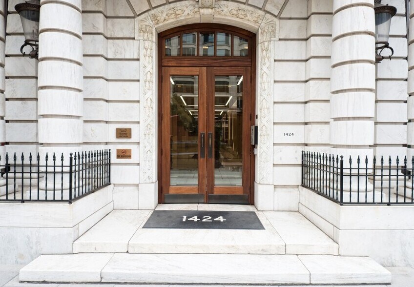 More Photos Of 1424 K St NW, Washington Office Residential For Lease