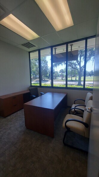 More Photos Of 301 East Lake Woodlands Pkwy, Oldsmar Medical For Lease