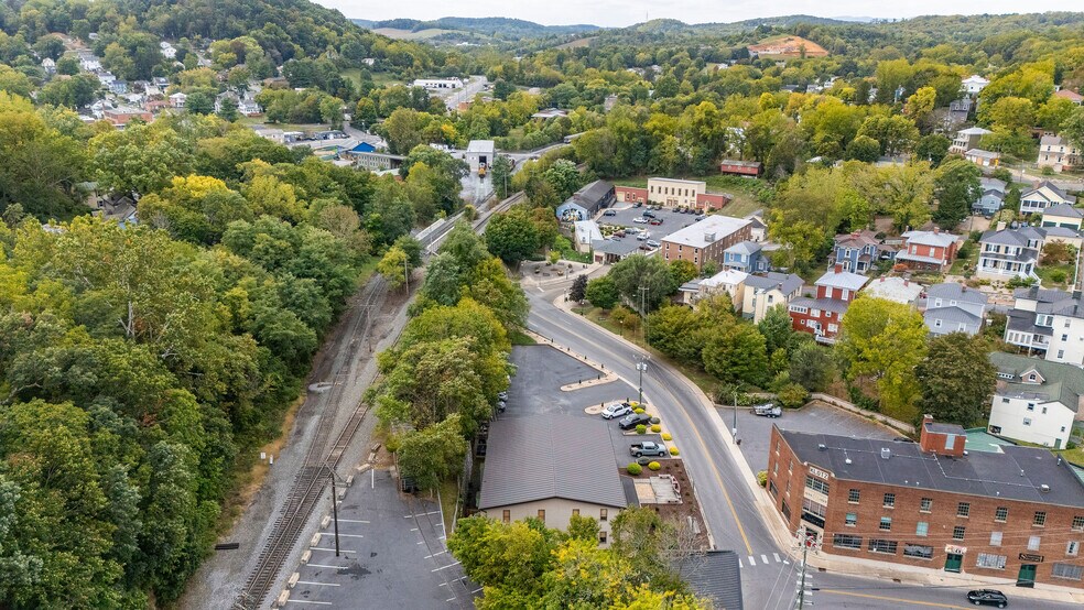 More Photos Of 50 Middlebrook Ave, Staunton Storefront For Sale