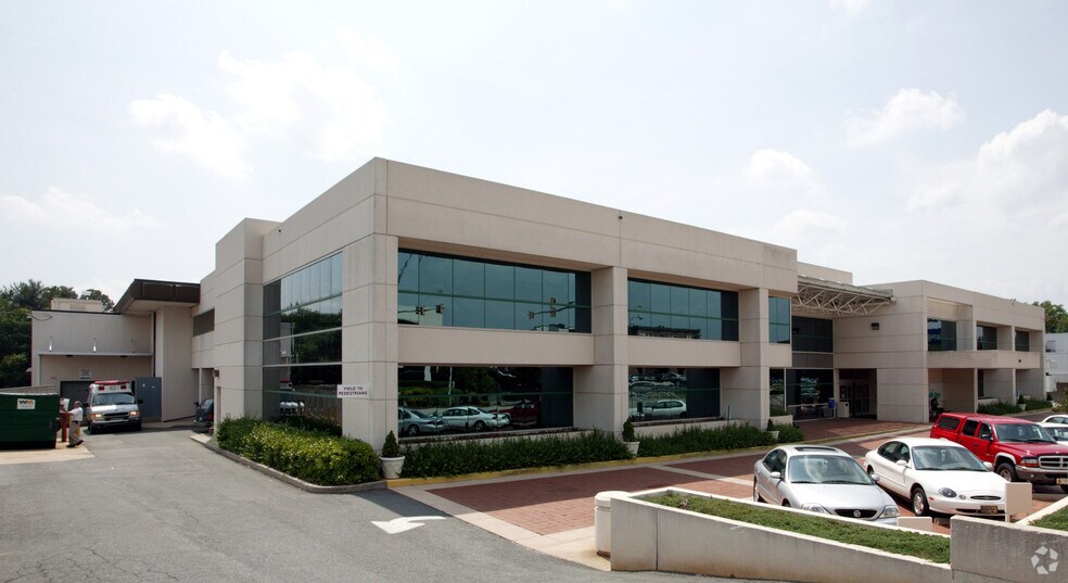 More Photos Of 240-250 Charlois Blvd, Winston-Salem Medical For Lease