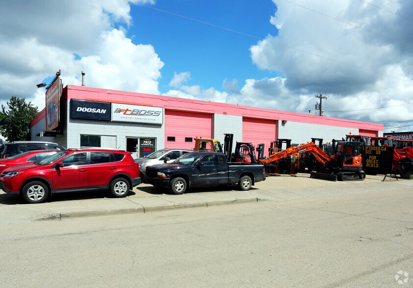 More Photos Of 7912 Yellowhead Trl NW, Edmonton Service For Lease