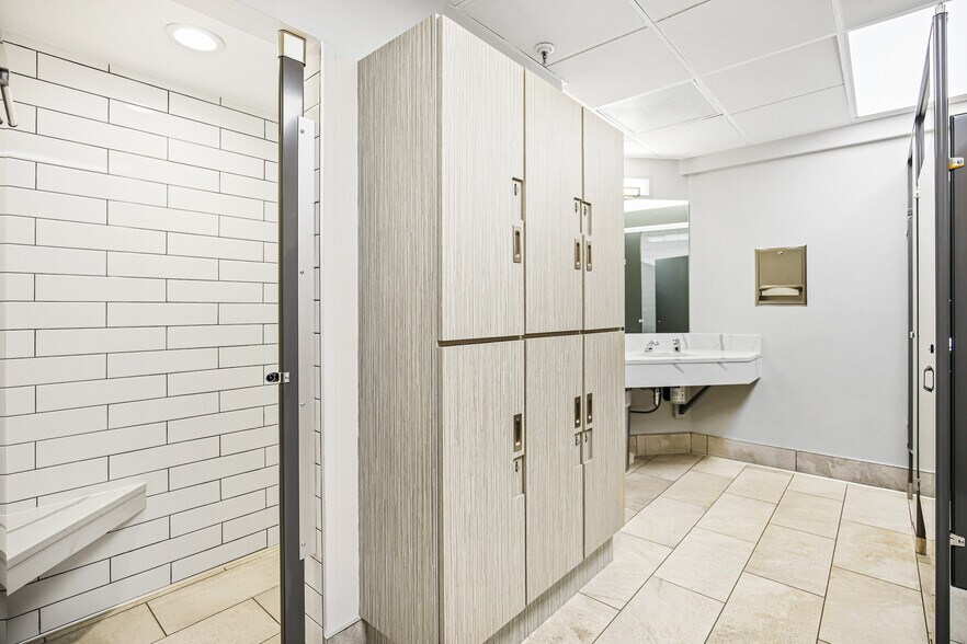 More Photos Of 730 17th St, Denver Office For Sale