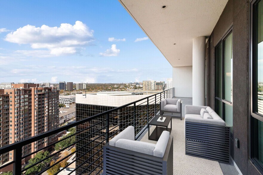 More Photos Of 3200 McKinney Ave, Dallas Multifamily For Sale