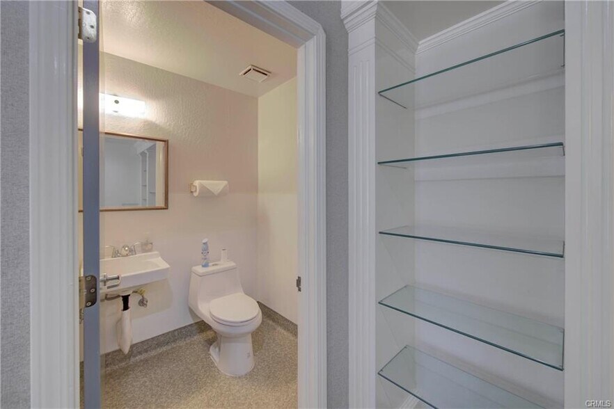 More Photos Of 1026 Sheridan Ave, Chico Office For Sale