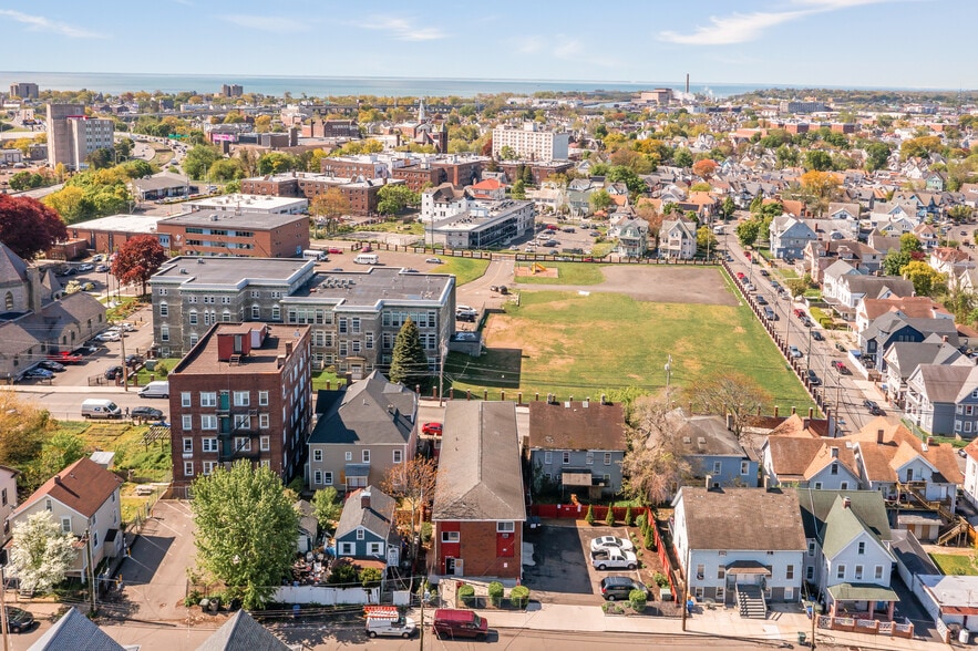 More Photos Of 105 Milne St, Bridgeport Multifamily For Sale