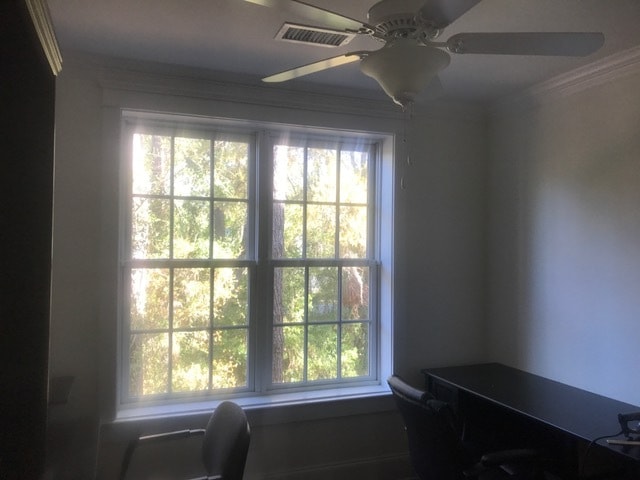 More Photos Of 708 S Shelmore Blvd, Mount Pleasant Storefront Retail Residential For Lease