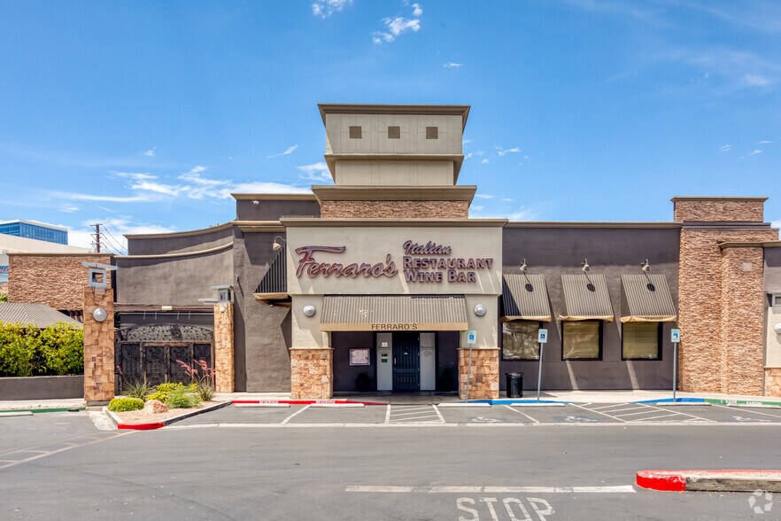More Photos Of 4480 Paradise Rd, Las Vegas Storefront For Lease