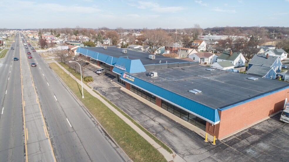 More Photos Of 630 N Telegraph Rd, Monroe Freestanding For Lease