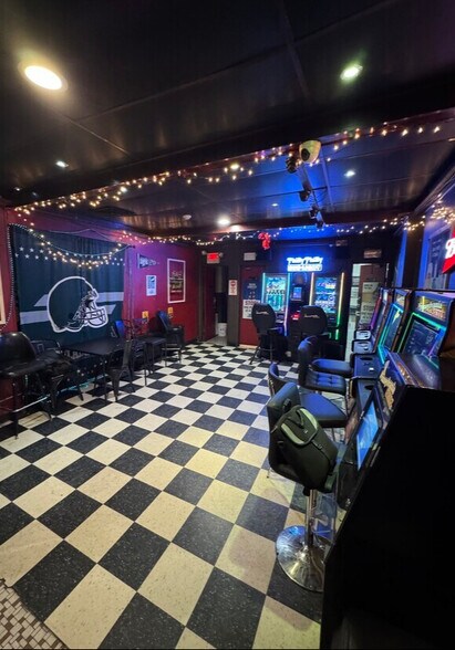 More Photos Of 5007 Frankford Ave, Philadelphia Storefront Retail Residential For Sale