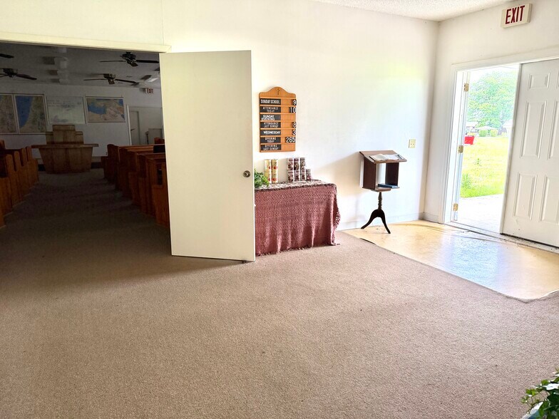 More Photos Of 75 Moser Street, Melbourne Religious Facility For Sale