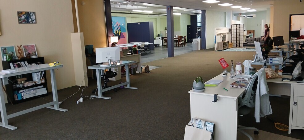 More Photos Of 117-121 N Central, Medford Storefront Retail Office For Sale