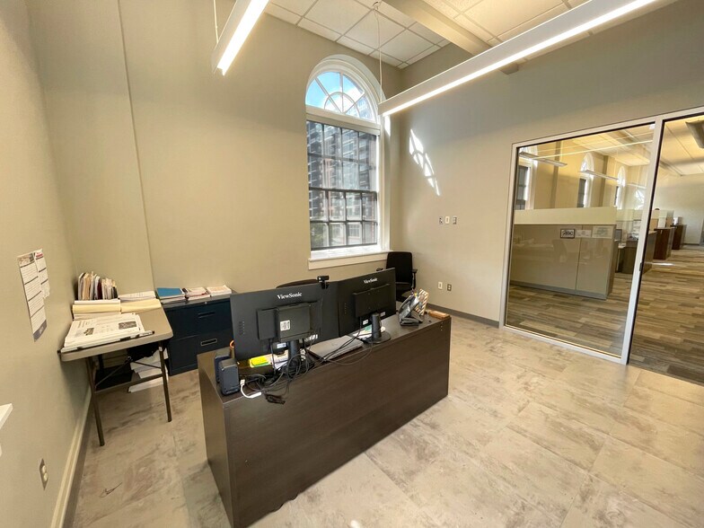 More Photos Of 131 Falls St, Greenville Loft Creative Space For Lease