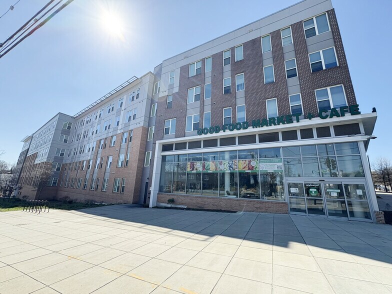 More Photos Of 4001 S Capitol St, Washington Apartments For Lease