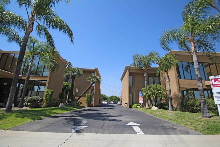 More Photos Of 271-281 E Workman St, Covina Medical For Lease