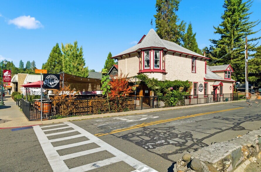 More Photos Of 589 Main St, Placerville Restaurant For Sale