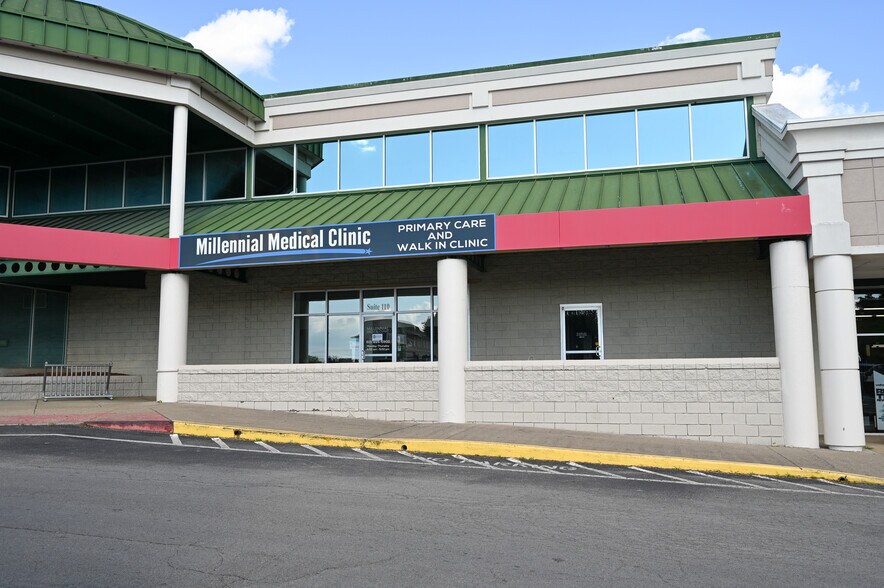 Primary Photo Of 710 Memorial Blvd, Murfreesboro Health Club For Lease
