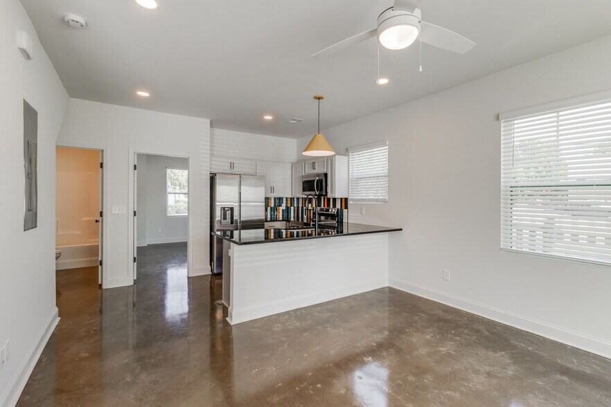 More Photos Of 402 S Saluda Ave, Columbia Apartments For Sale