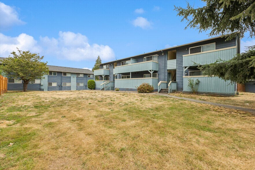 More Photos Of 6244-6260 N Columbia Way, Portland Apartments For Sale