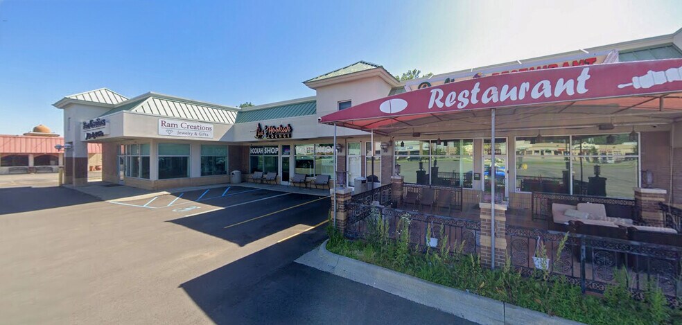 More Photos Of 28950-28974 Orchard Lake Rd, Farmington Hills General Retail For Sale