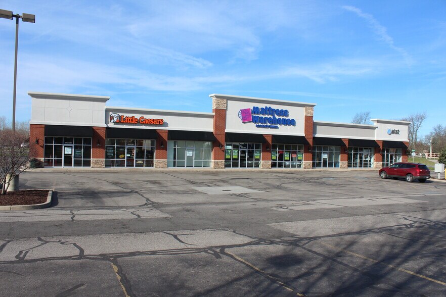 More Photos Of 4542 Elkhart Rd, Elkhart Storefront For Lease