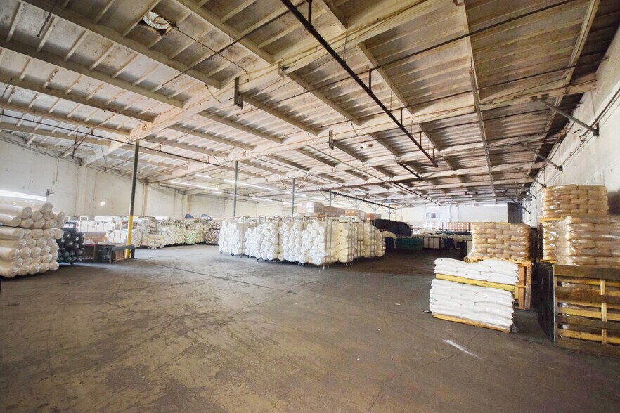 More Photos Of 15125 Marquardt Ave, Santa Fe Springs Warehouse For Sale