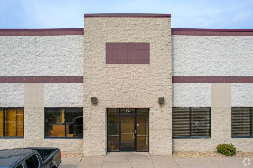 More Photos Of 6805 20th Ave S, Centerville Manufacturing For Lease