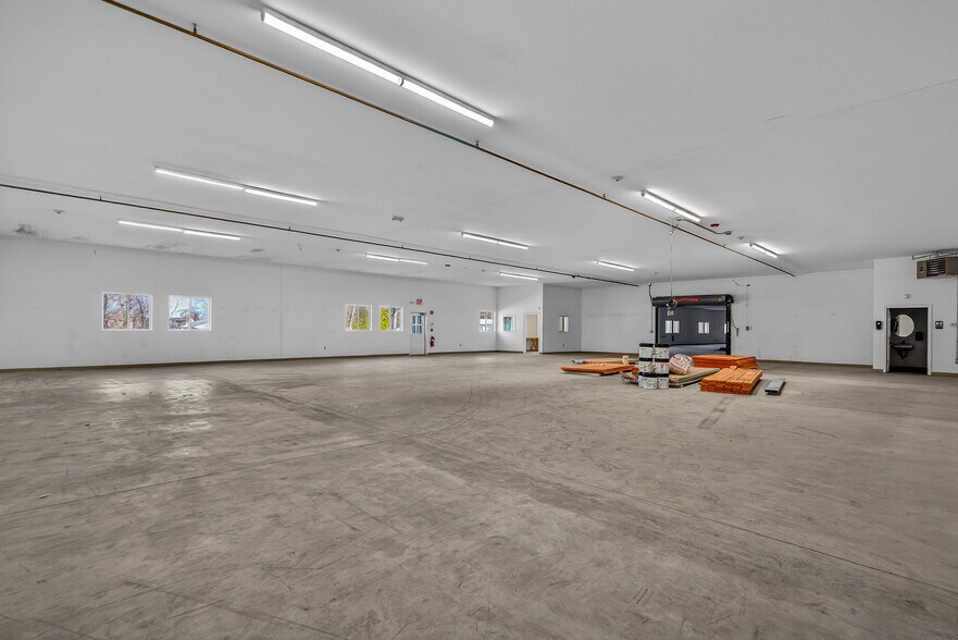 More Photos Of 430 Chapel Hill Rd, Oakdale Freestanding For Lease