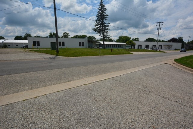 Primary Photo Of 460 E Main St, Saranac Warehouse For Lease