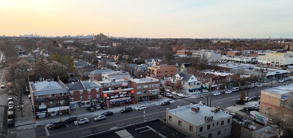 Primary Photo Of 4557 Bell Blvd, Bayside Medical For Lease