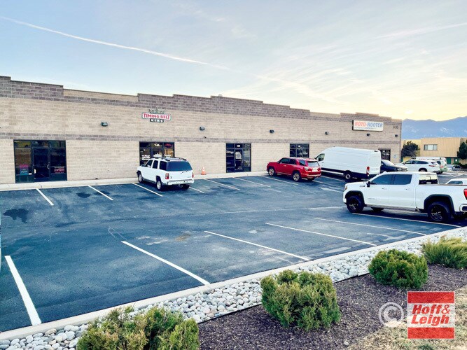 More Photos Of 4615 Town Center Dr, Colorado Springs Warehouse For Lease