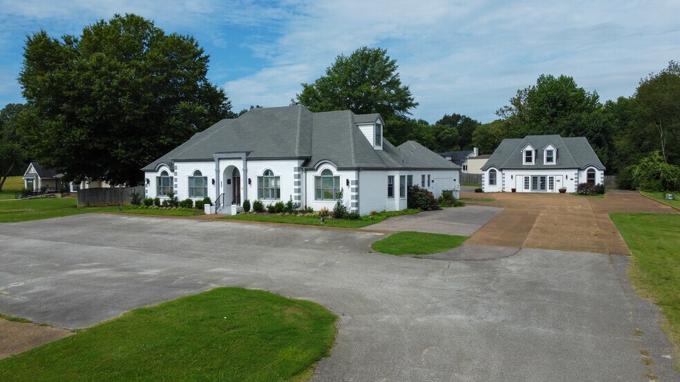 Primary Photo Of 5185 Getwell Rd, Southaven Office For Sale