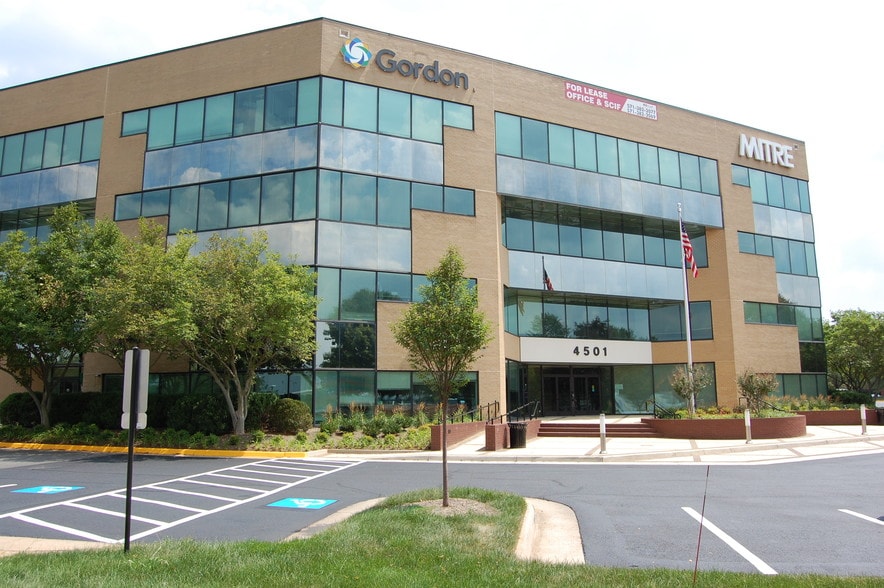 More Photos Of 4501 Daly Dr, Chantilly Medical For Lease