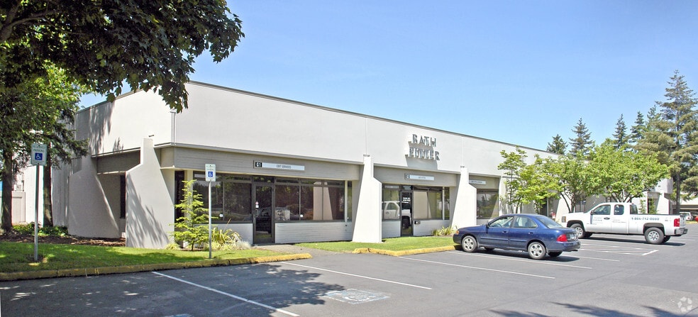 More Photos Of 10107 S Tacoma Way, Tacoma Unknown For Lease