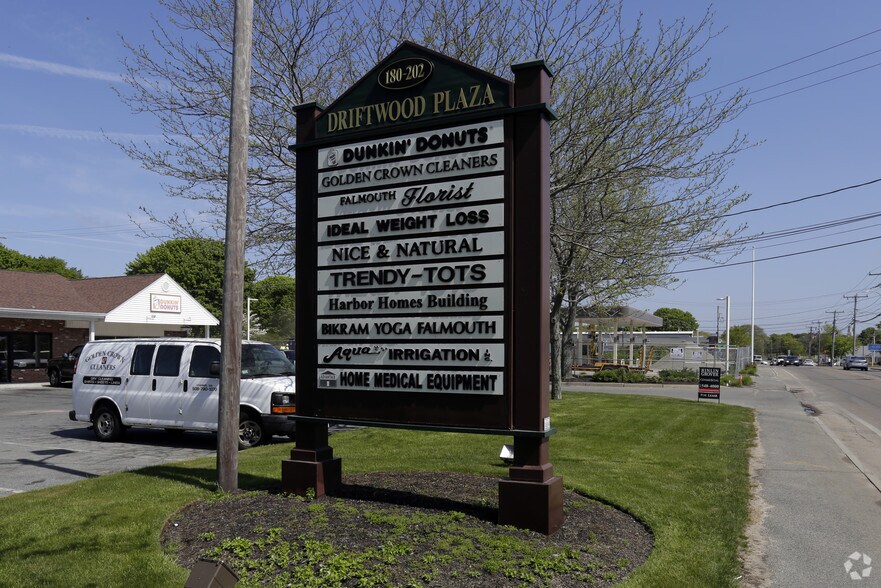 More Photos Of 178-180 Teaticket Hwy, East Falmouth Storefront Retail Office For Lease