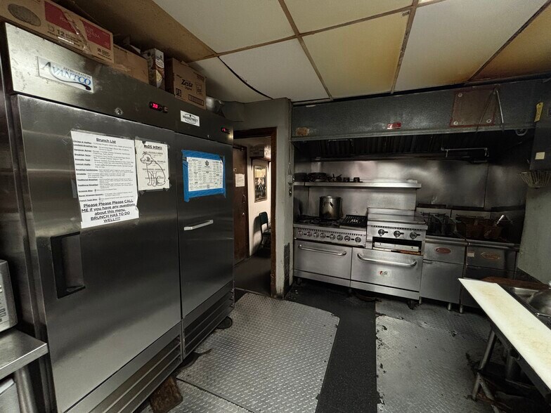 More Photos Of 1205 N Delsea Dr, Westville Bar For Sale