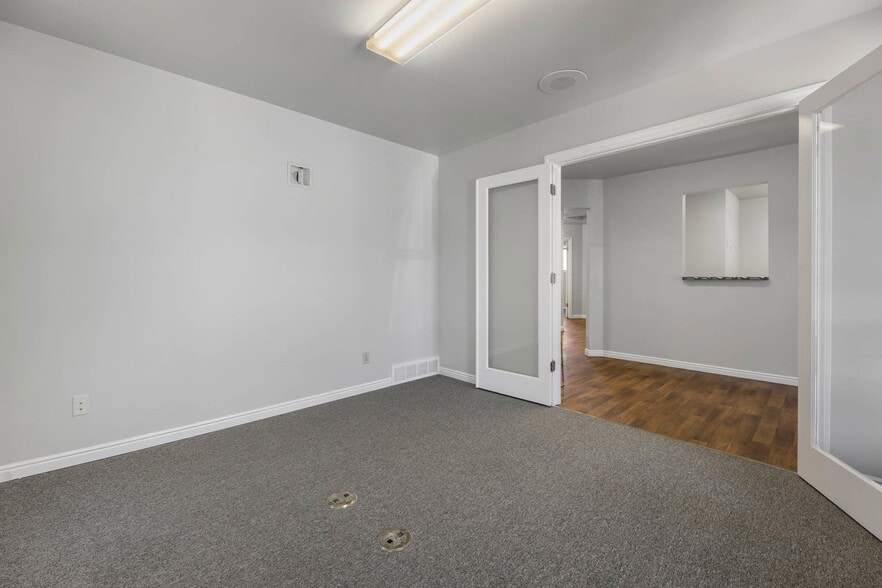 More Photos Of 7706 S Locust St, Midvale Medical For Sale