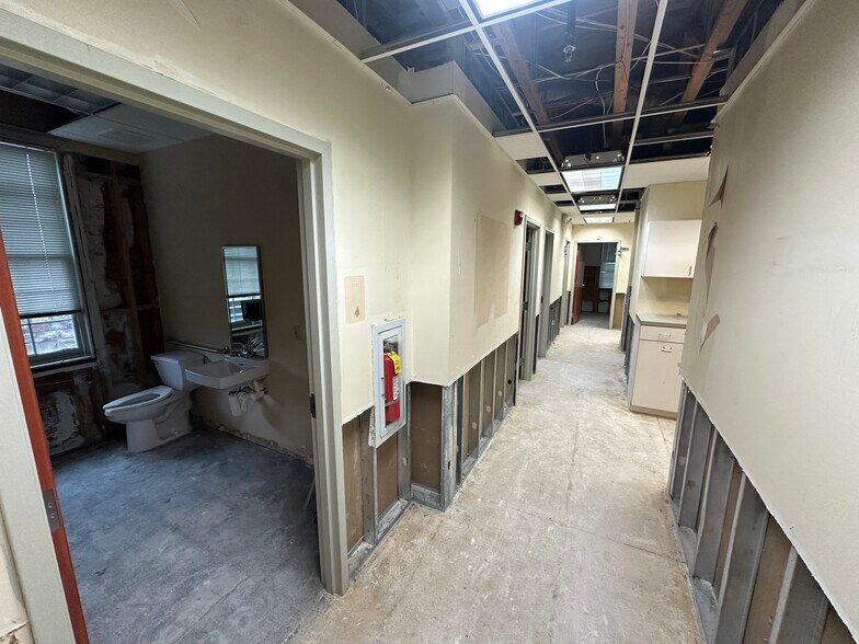 More Photos Of 342 W Germantown Pike, Norristown Medical For Lease
